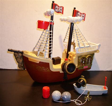Fisher Price 1994 Great Adventure Action Figures - Fisher Price Toys - Little People - Fisher Price Adventurer - Pirate Ship - Robin Hood (580) $ 15.99 